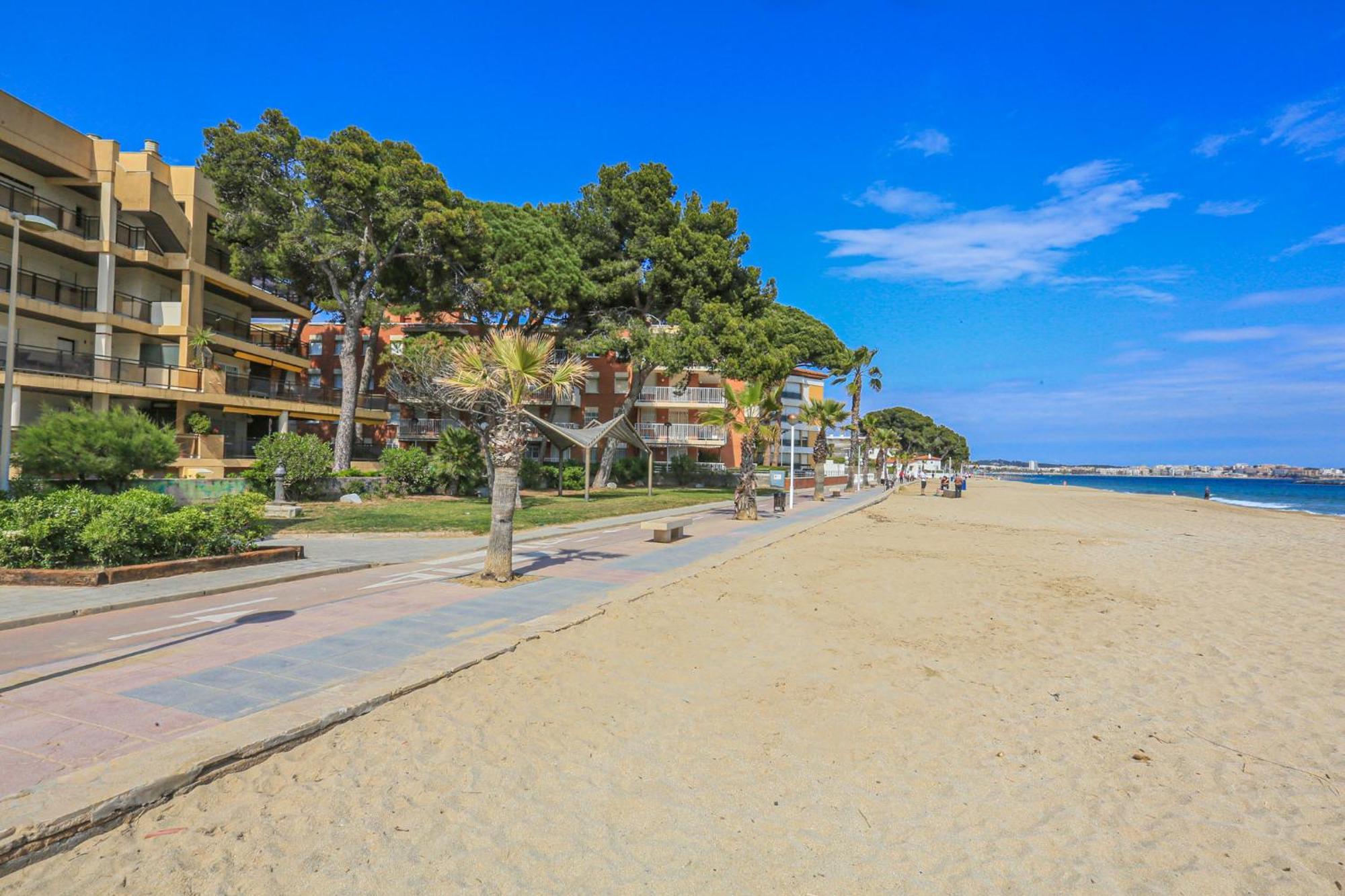 Txingudi - Only Families Leilighet Cambrils Eksteriør bilde